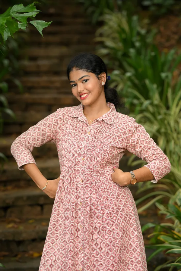 Amogh_Cotton_Kurti_With_Pant_Kurta_Set_For_Women