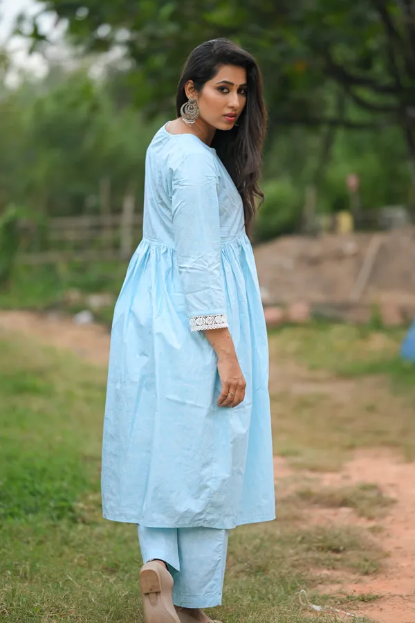 Vyakta_Cotton_Kurti_With_Pant_Kurta_Set_For_Women