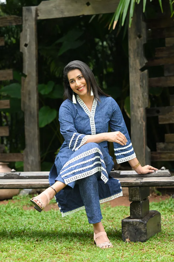 Sofie_Cotton_Kurti_With_Pant_Kurta_Set_For_Women