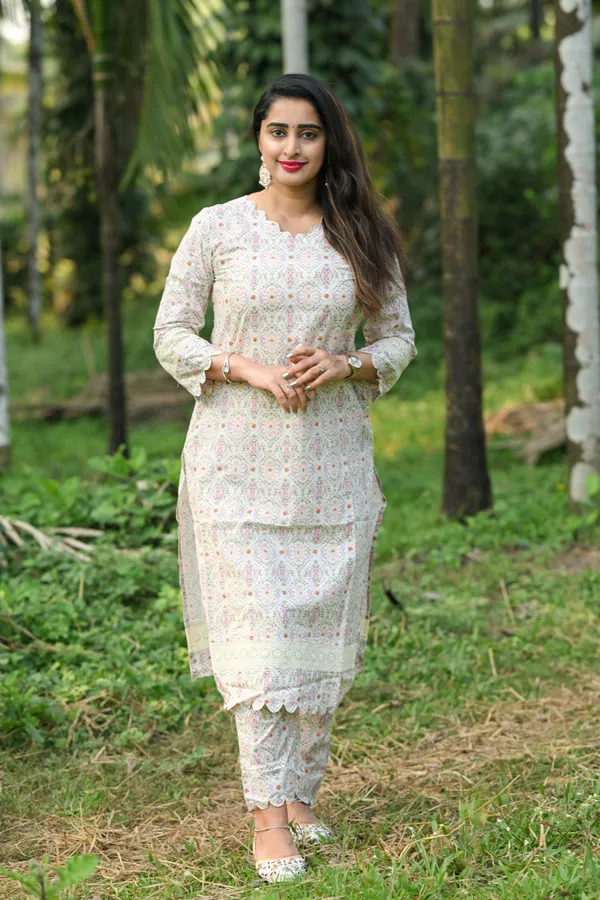 Sang_Cotton_Kurti_With_Pant_Kurta_Set_For_Women