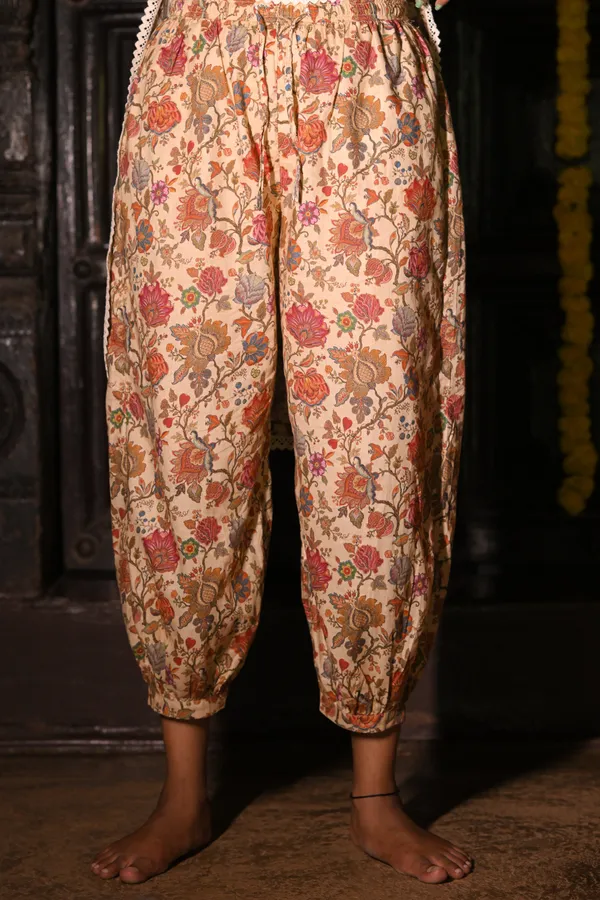 Dhriti_Cotton_Kurti_With_Pant_Kurta_Set_For_Women