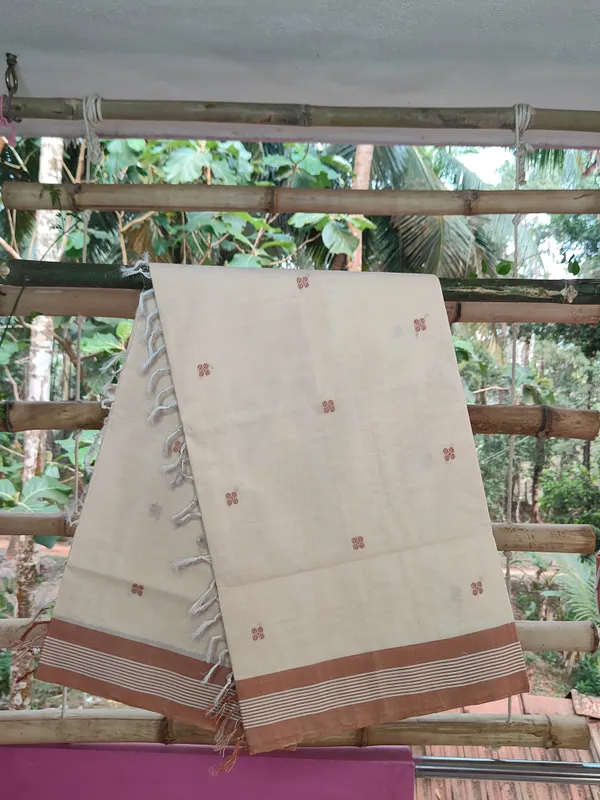 Srinakshgeeth_Kalpana_Special_Udupi_Handloom_Gi_Tagged_Saree_Sand_Beige_Body_With_Rose_Pallu