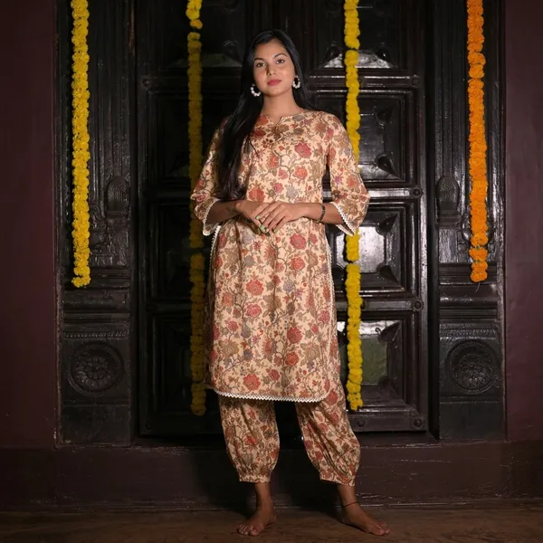 Dhriti_Cotton_Kurti_With_Pant_Kurta_Set_For_Women