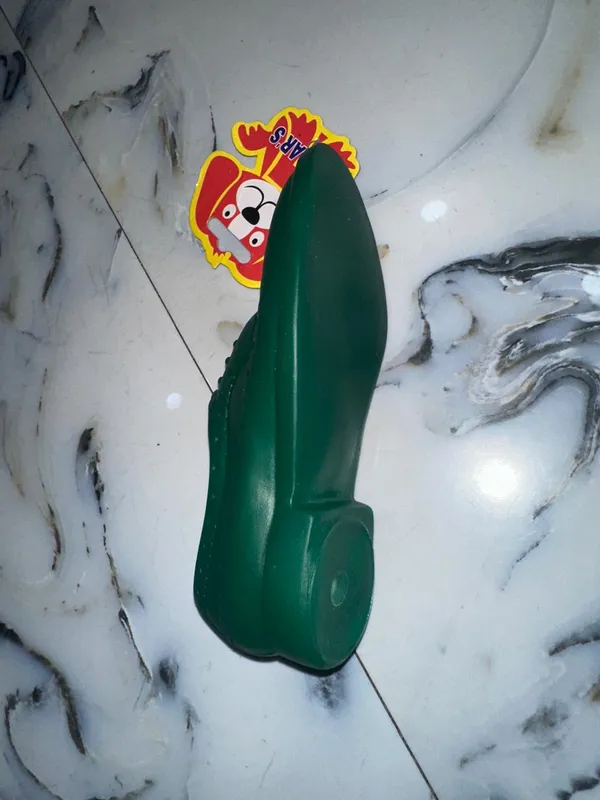 Squeaky_Shoe_Shaped_Toy