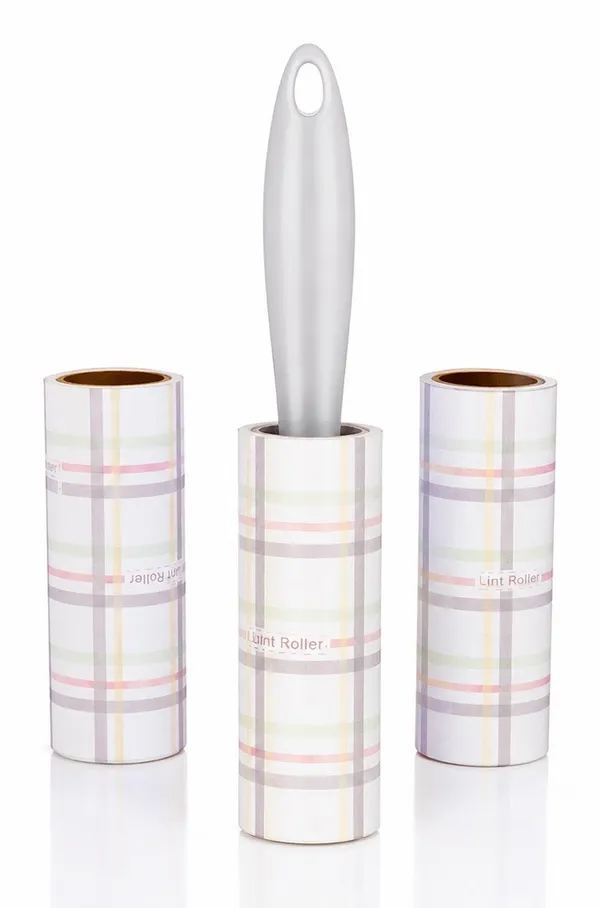 Lint_Roller_For_Pet_Hair_Cleaning_With_Two_Refills