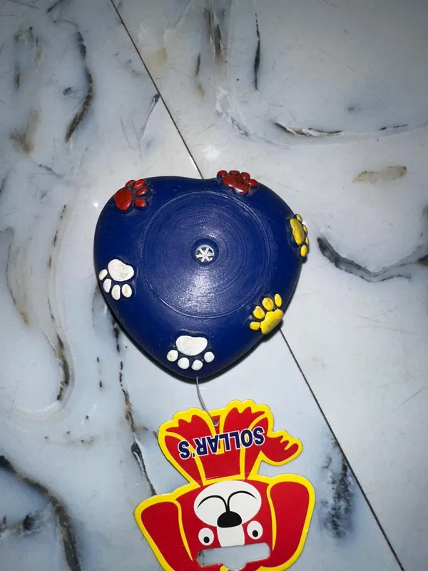 Squeaky_Heart_Shaped_Toy_With_Paw_Prints_Pack_Of_2