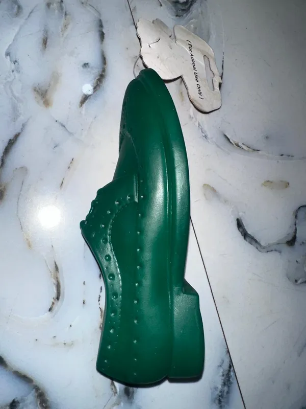 Squeaky_Shoe_Shaped_Toy