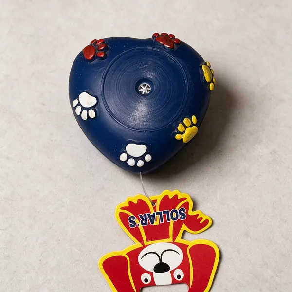 Squeaky_Heart_Shaped_Toy_With_Paw_Prints_Pack_Of_2
