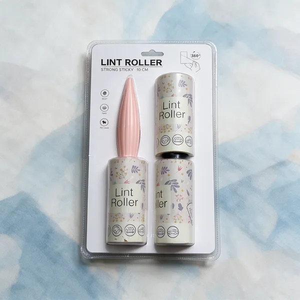 Lint_Roller_For_Pet_Hair_Cleaning_With_Two_Refills