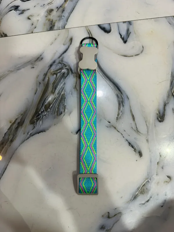 Adjustable_Nylon_Pet_Collar_With_Geometric_Pattern