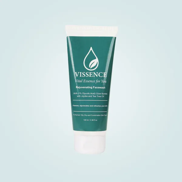 Vissence_Rejuvenating_Face_Wash