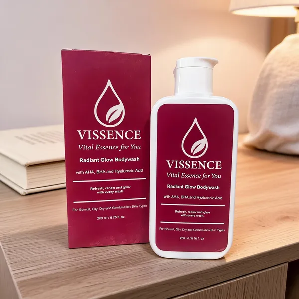 Vissence_Radiant_Glow_Bodywash_With_Aha_Bha_Hyaluronic_Acid_For_Gentle_Exfoliation_Hydration