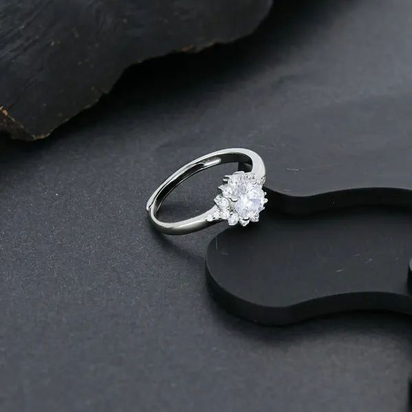 Silver_Floral_Solitare_Ring_Silver_925