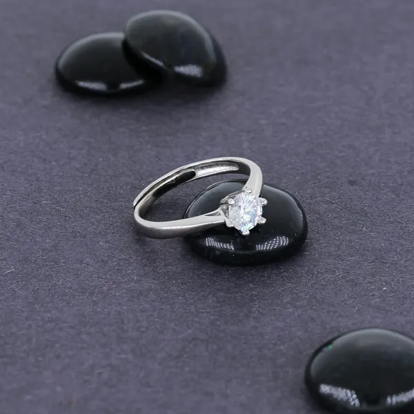 Classic_Solitaire_Ring_Silver_925