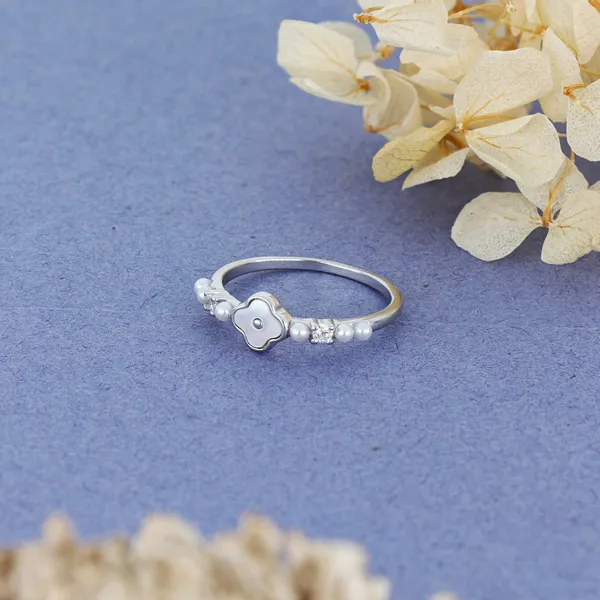 Pearl_Garden_Clover_Ring_Silver_925