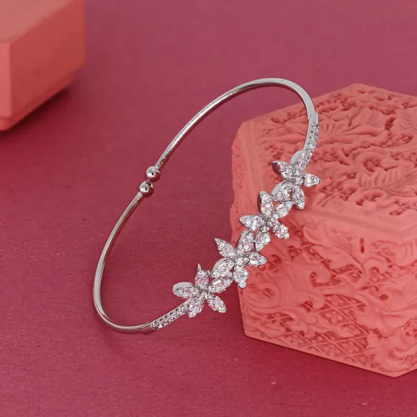 Luxury_Silver_Floral_Bracelet_Silver_925