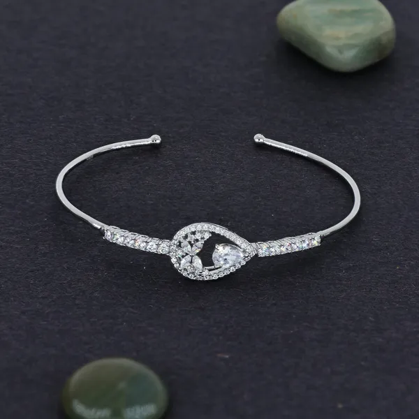 Pear_Cut_Crystal_Silver_Bracelet_Silver_925