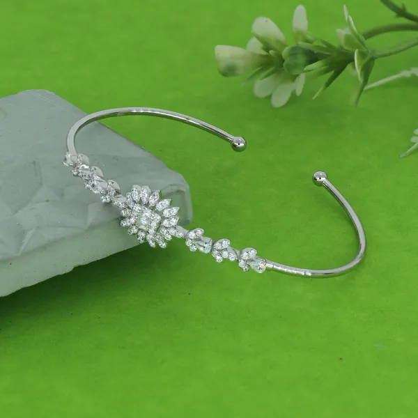 Floral_Radiance_Bracelet_Silver_925