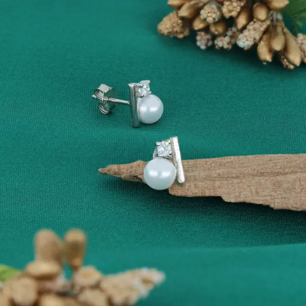 Pearl_Glow_Earrings_Silver_925