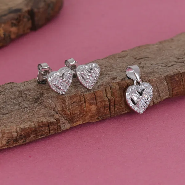 Sterling_Silver_Heart_Shaped_Cubic_Zirconia_Earrings_Pendant_Set_Silver_925