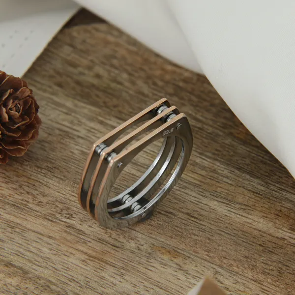 Urbane_Mens_Ring_Silver_925