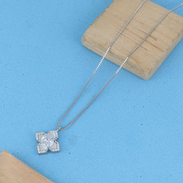 Silver_Floral_Crystal_Pendant_Necklace_Silver_925