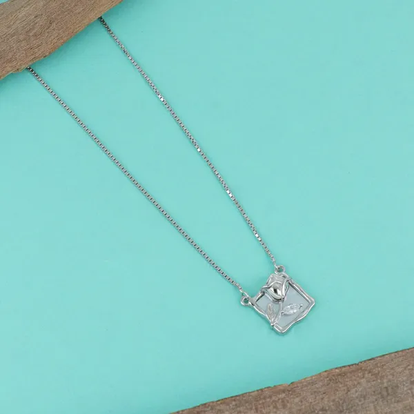 Silver_Rose_Frame_Pendant_Necklace_Silver_925