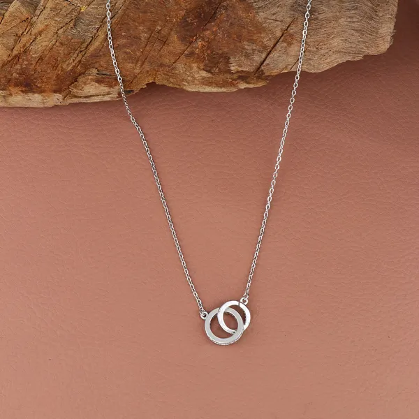 Minimal_Double_Ring_Pendant_Necklace_Silver_925