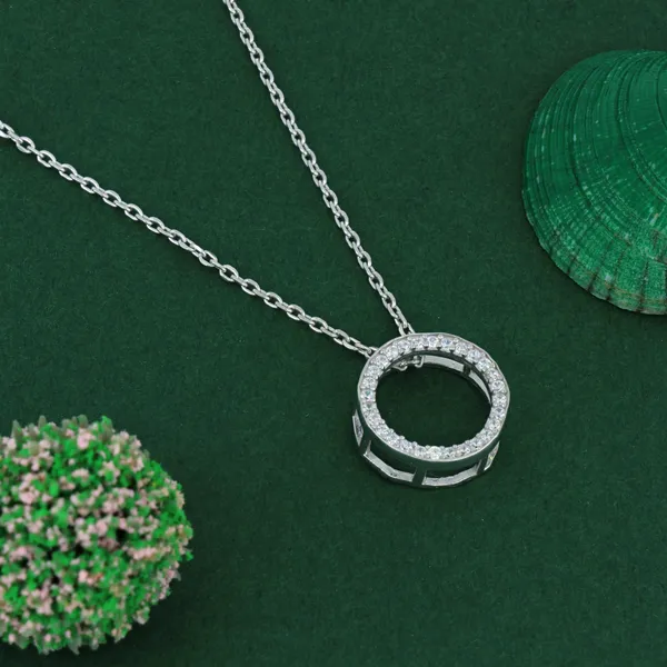 Circular_Halo_Pendant_Necklace_Silver_925