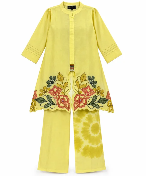 Yellow_Muslin_Straight_Floral_Embroidered_Kurta_Pant_Set_For_Women