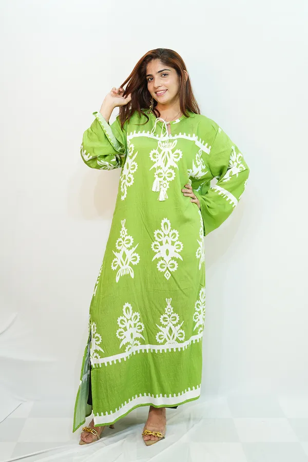 Green_White_Viscose_Rayon_Gown_For_Women
