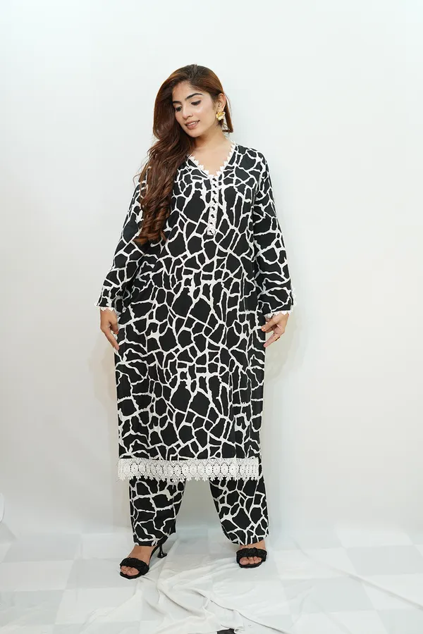 Black_White_Viscose_Rayon_Co_Ords_Set_For_Women