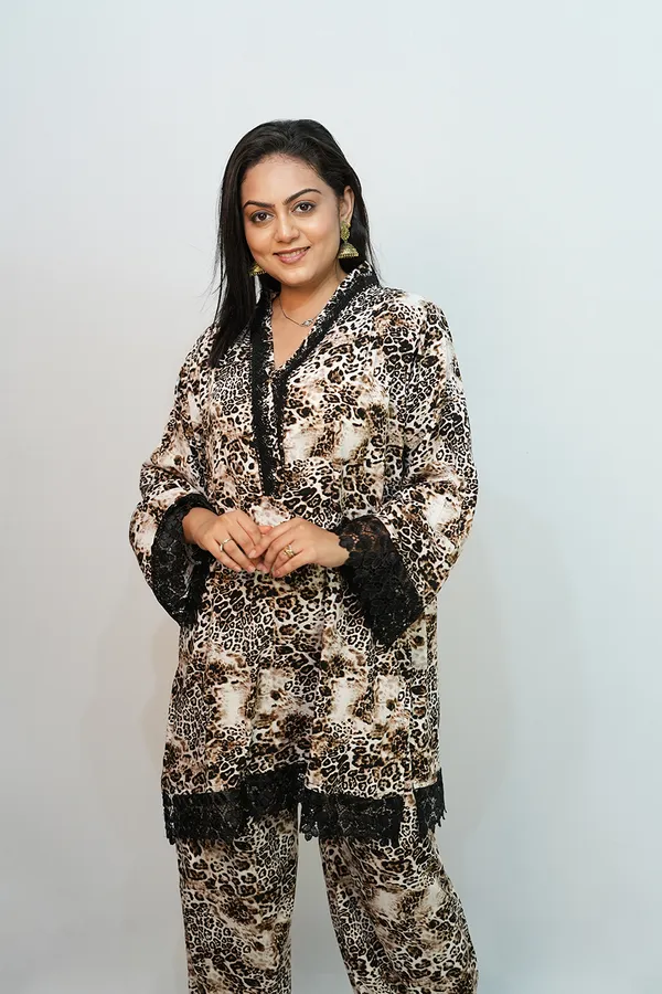 White_Black_Viscose_Rayon_Printed_Co_Ords_Set_For_Women