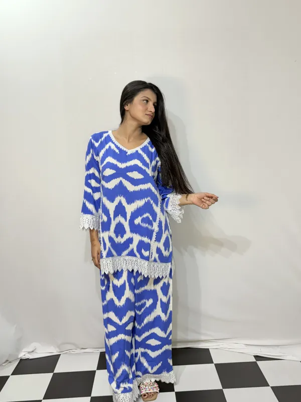 Blue_White_Viscose_Rayon_Printed_Lace_Trim_Co_Ords_Set_For_Women