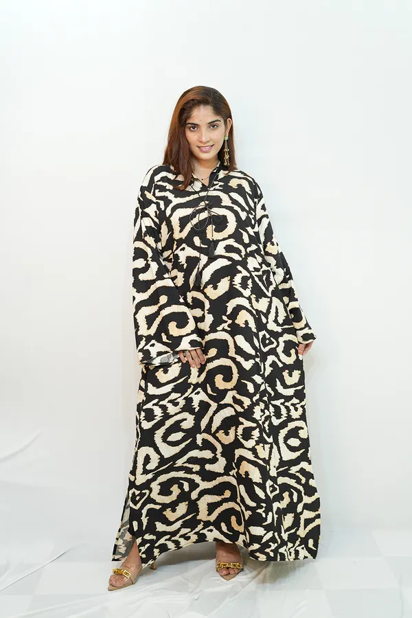 Black_Yellow_Viscose_Rayon_Gown_For_Women