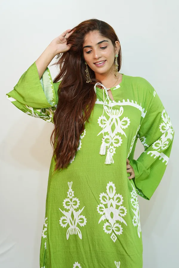 Green_White_Viscose_Rayon_Gown_For_Women