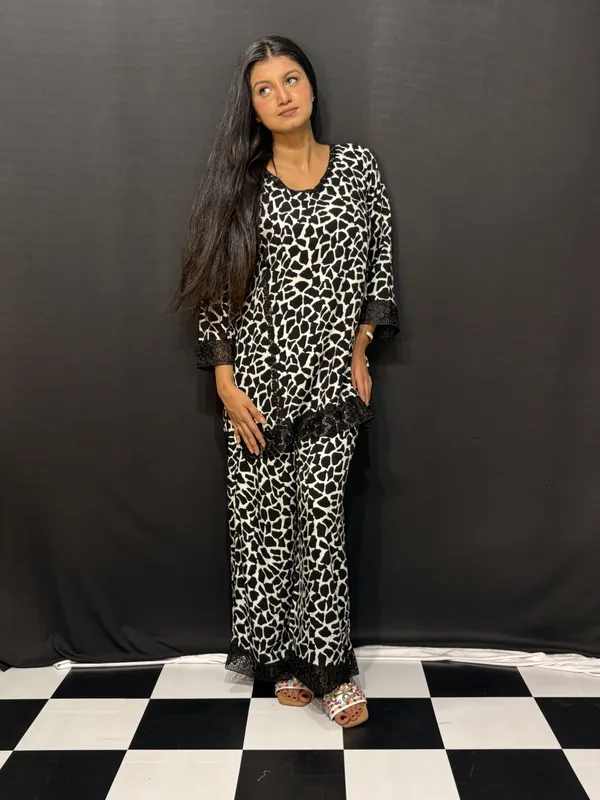 Black_White_Viscose_Rayon_Animal_Print_Lace_Trim_Co_Ords_Set_For_Women