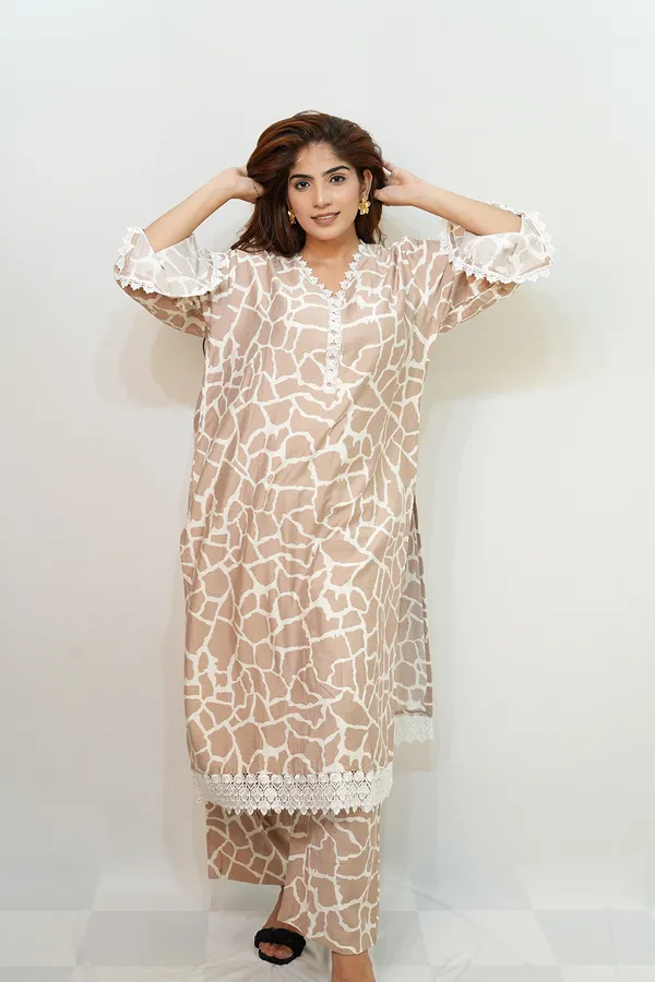 Beige_White_Viscose_Rayon_Co_Ords_Set_For_Women
