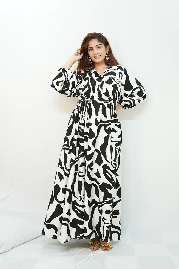 White_Black_Viscose_Rayon_Printed_Gown_For_Women