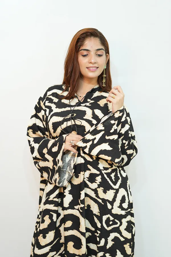 Black_Yellow_Viscose_Rayon_Gown_For_Women