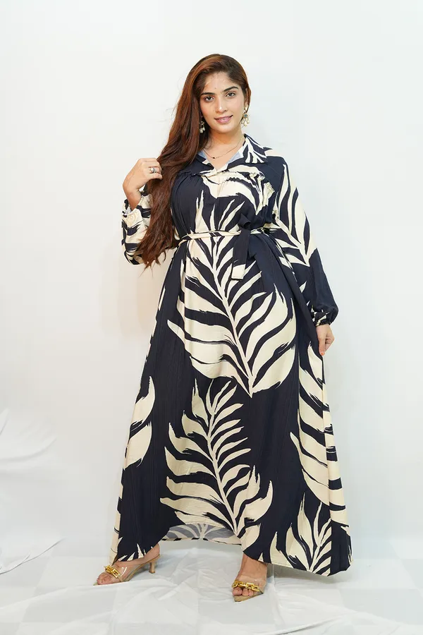 Black_White_Viscose_Rayon_Printed_Gown_For_Women