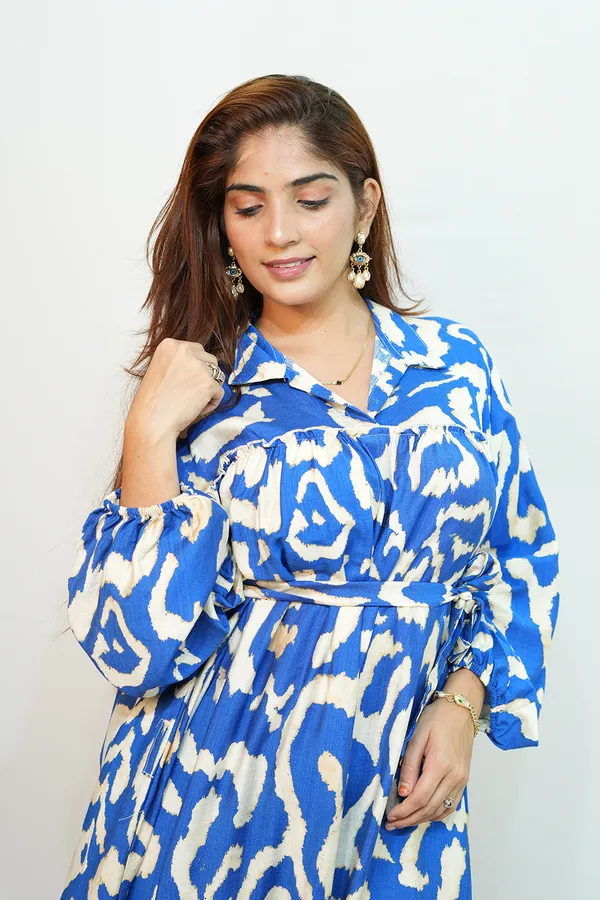Blue_White_Viscose_Rayon_Printed_Gown_For_Women
