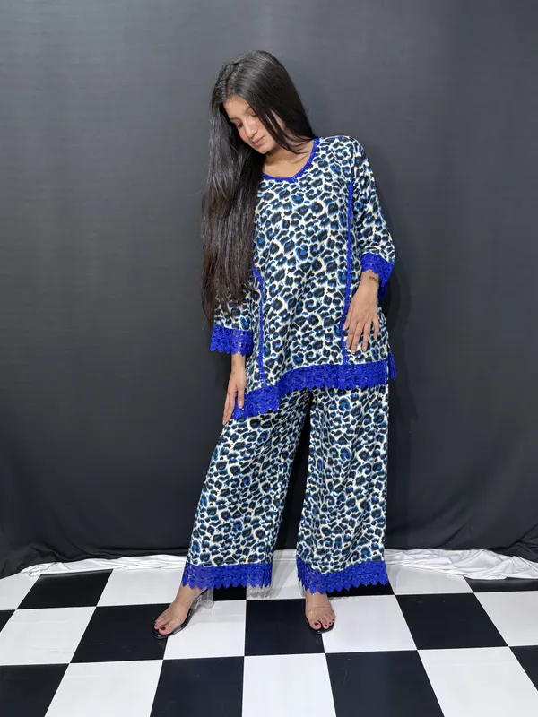 Blue_Beige_Viscose_Rayon_Animal_Print_Lace_Trim_Co_Ords_Set_For_Women