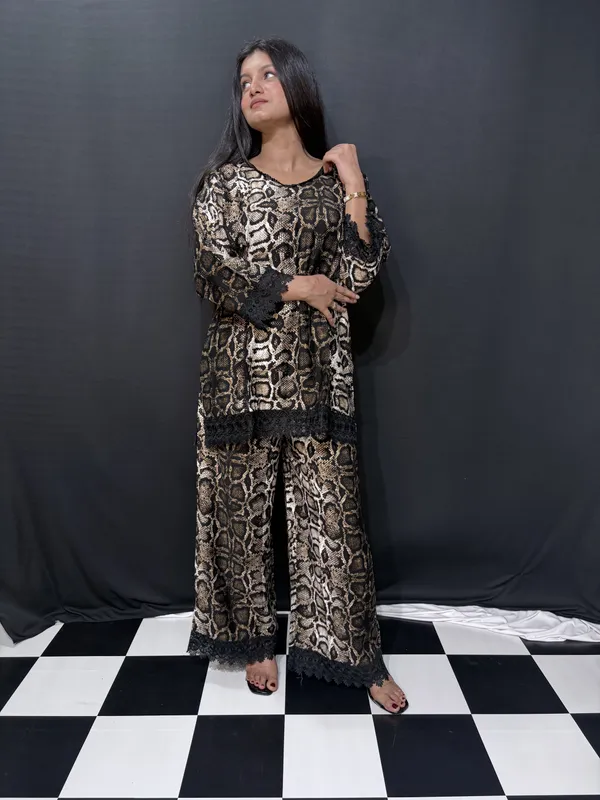 Brown_Black_Viscose_Rayon_Snake_Print_Lace_Trim_Co_Ords_Set_For_Women