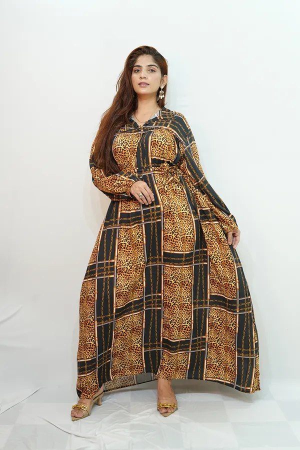 Yellow_Black_Viscose_Rayon_Gown_For_Women