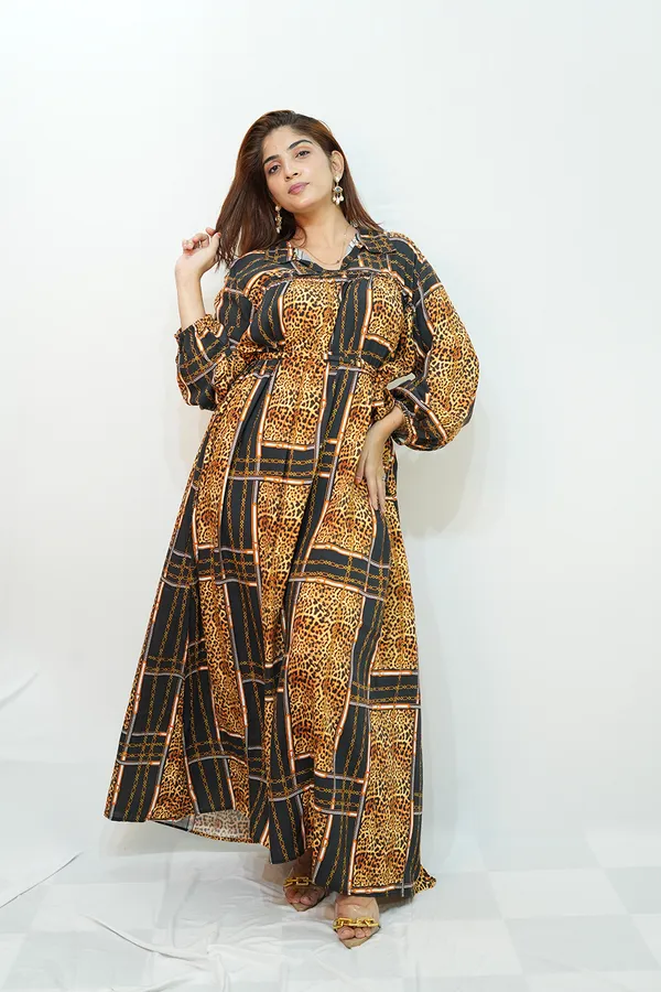 Yellow_Black_Viscose_Rayon_Gown_For_Women