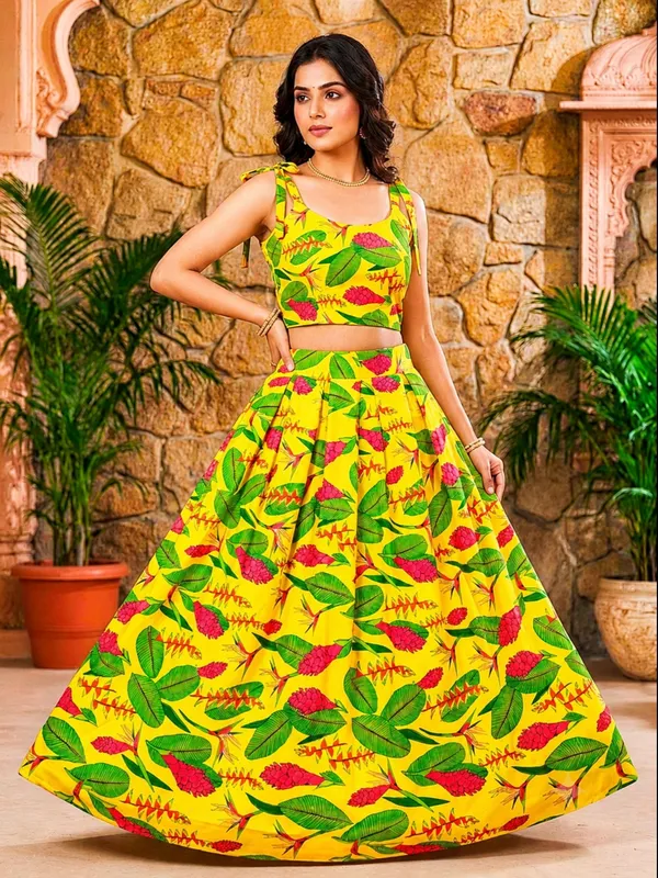 Yellow_Polycotton_Printed_Flared_Lehenga_Choli_For_Women