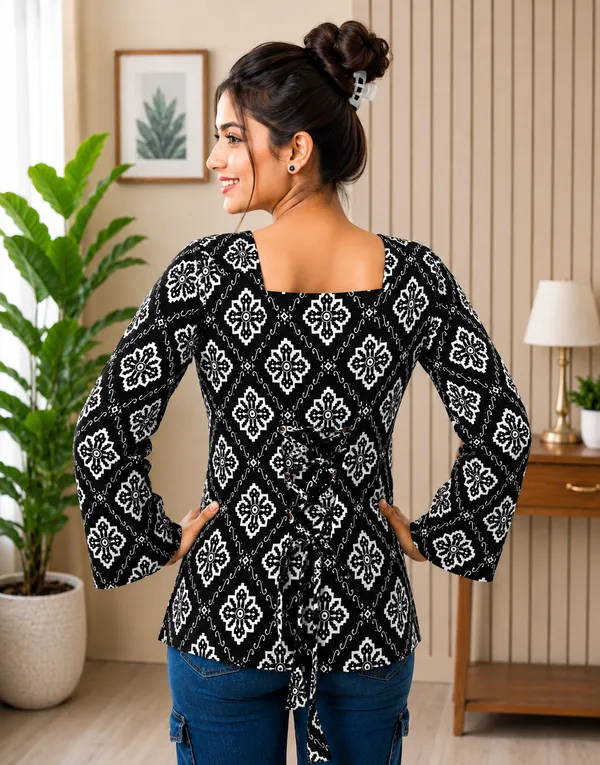 Black_Rayon_Geometric_Print_Regular_Fit_Short_Kurti_For_Women