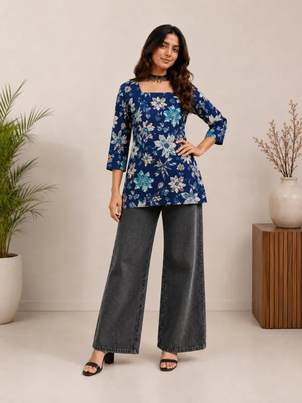 Blue_Vartican_Relaxed_Fit_Floral_Print_Short_Kurti_For_Women