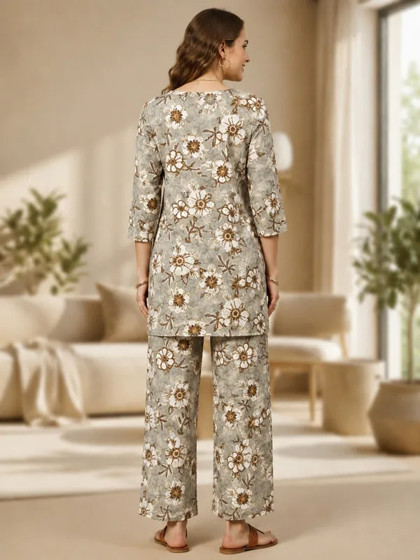 Grey_Vartican_Straight_Floral_Print_Kurta_Pant_Co-Ord_Set_For_Women